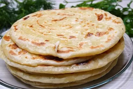 Слоеное золото Нукуса: секрет того самого домашнего патира, который тает во рту Патир-нан