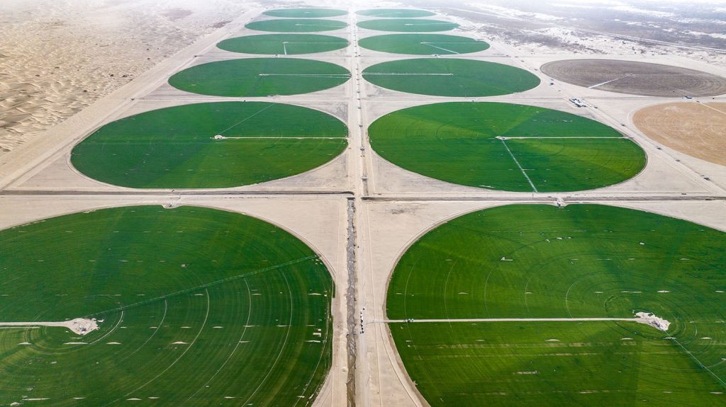«Зелёные круги» в пустыне Такла-Макан: как пески Синьцзяна превращают в сельхозугодья