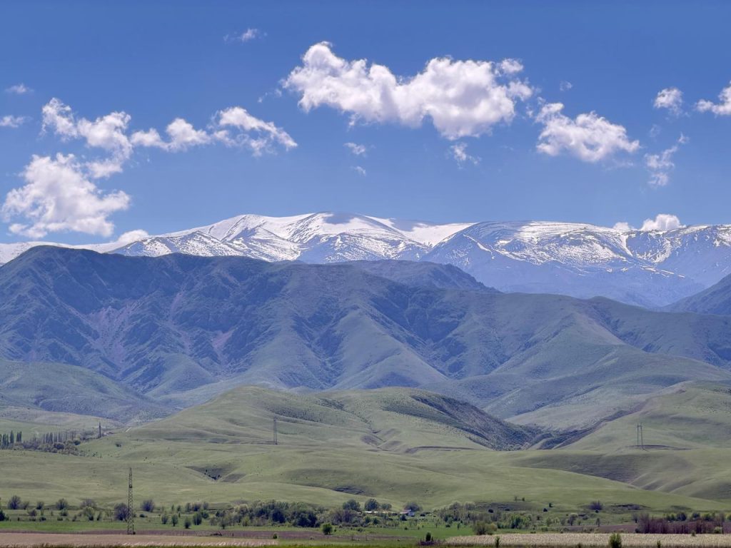 От беркутов до мирового рекорда: невероятное путешествие SteppeNews.kz в сердце Мерке