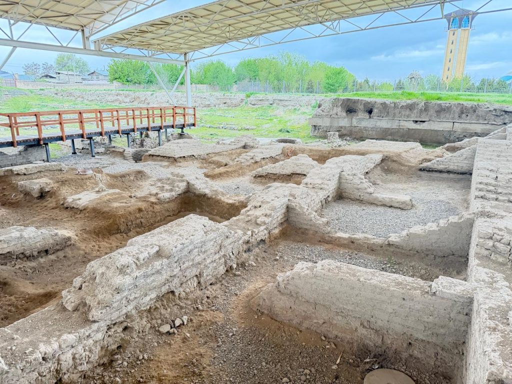 Жилой район в средние века / фото Мадины Ашиловой