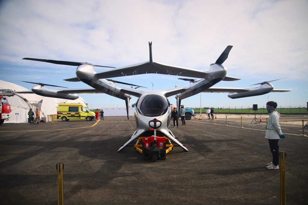 В Казахстане впервые поднялось в небо eVTOL-аэротакси