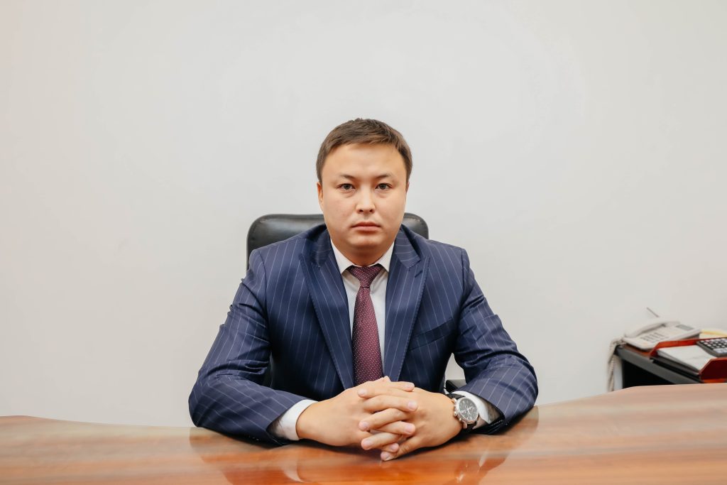 КНБ подтвердил расследование в отношении замакима Атырау