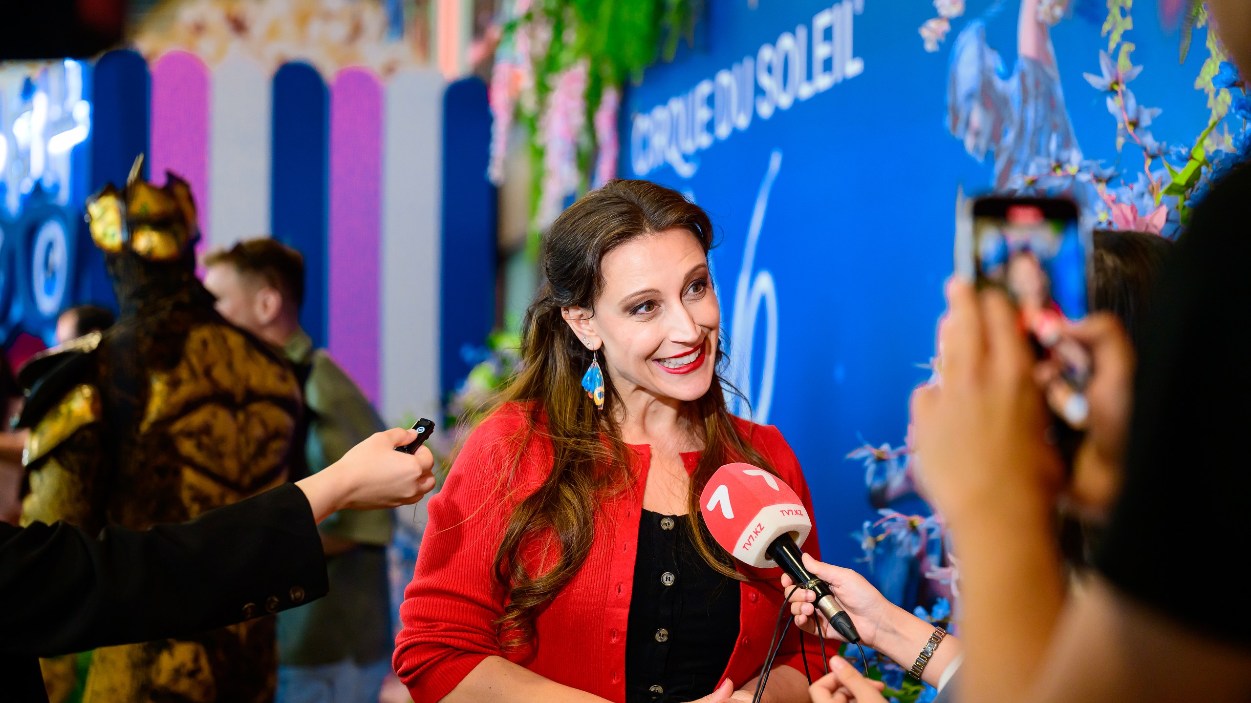Шоу OVO от Cirque du Soleil на арене в Астане⁠