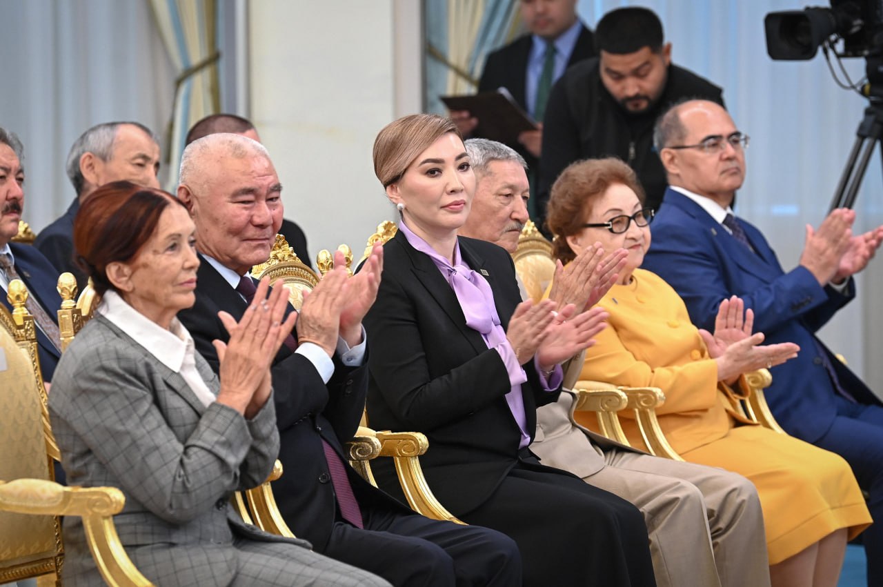 Токаев поздравил журналистов и объявил о новых мерах поддержки