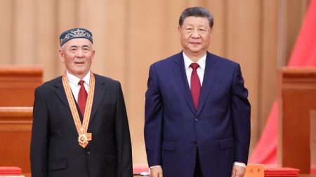 Ухас Сулеймен и Си Цзиньпин.