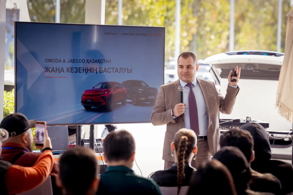 Александр Абрамов