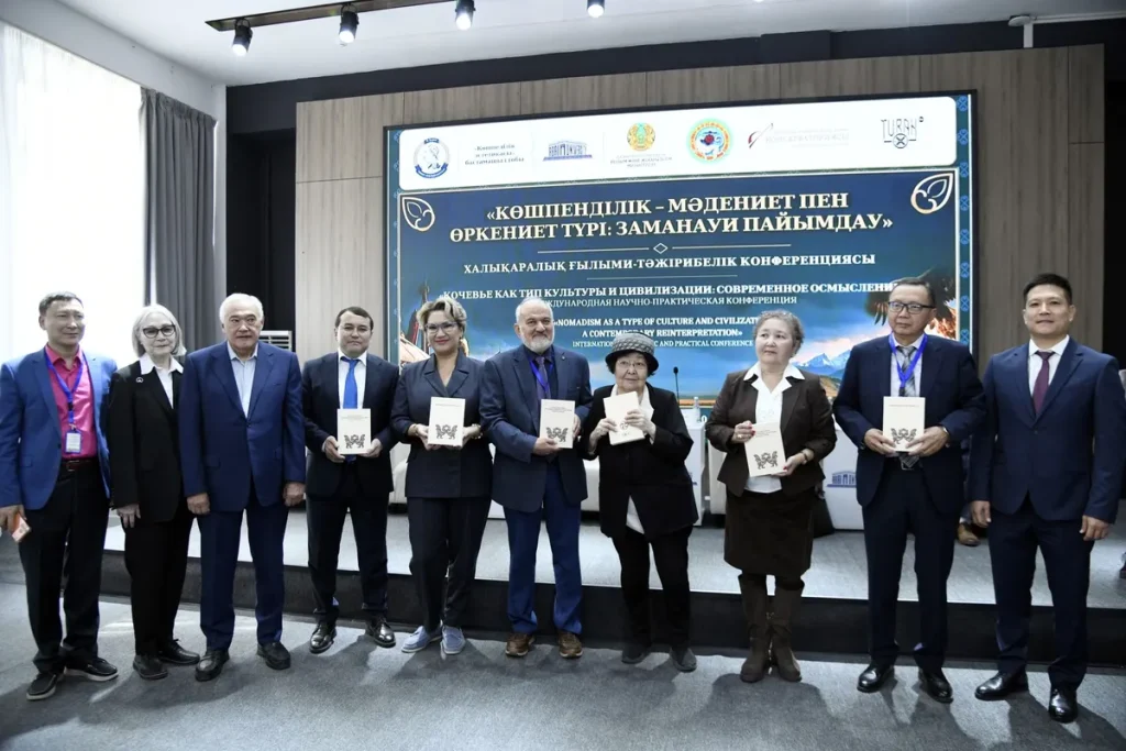 «Көшпенділердің» қайта оралуы: Алматыда номадизм эстетикасына арналған бірегей монография таныстырылды «Көшпенділер» кітабы 50 жылдан кейін қайта жарық көрді