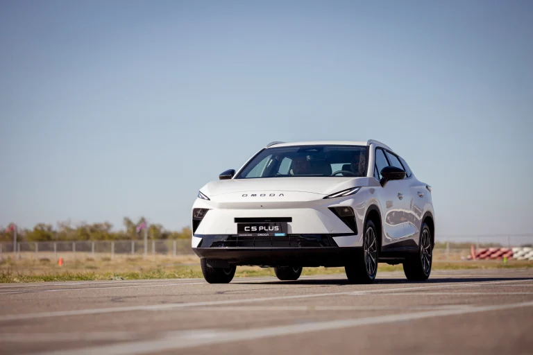 OMODA C5 PLUS